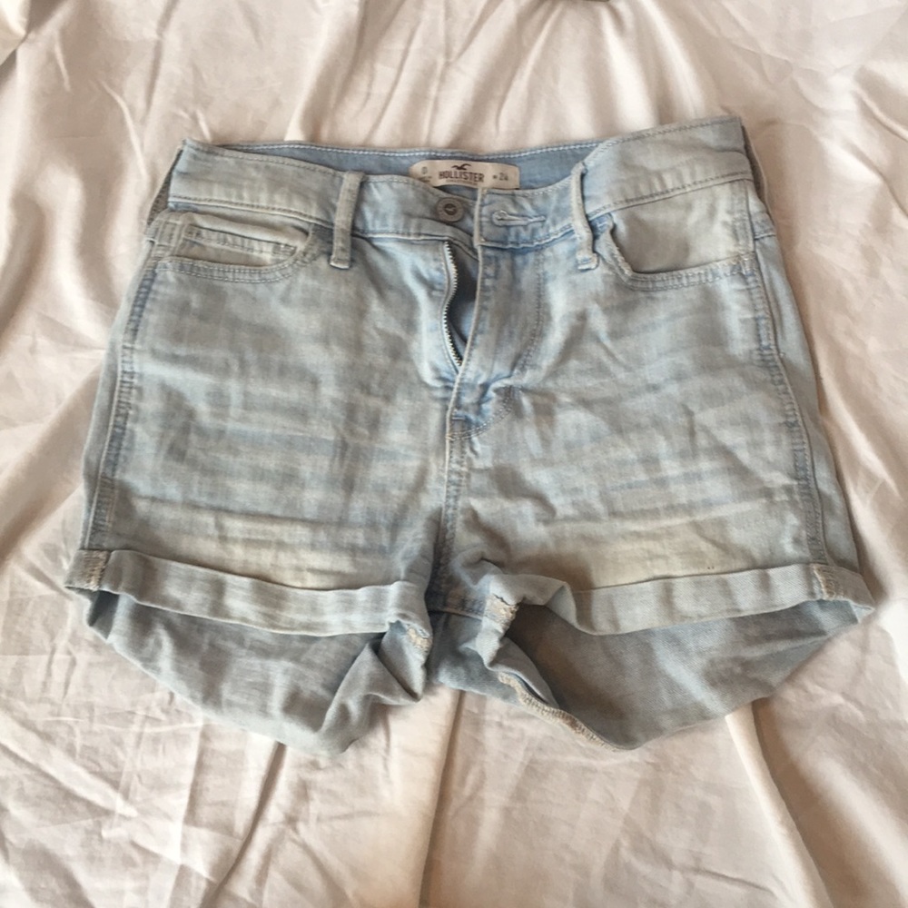 Hollister hi rise shorts